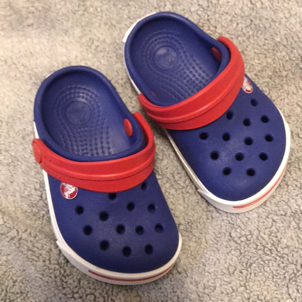 Size 4-5C toddler Crocs